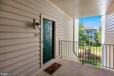 /international/us/1031-gardenview-loop-woodbridge-va-110100836122/