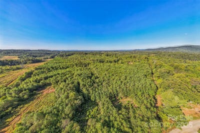 /international/us/307-rc-road-traphill-nc-110104548354/