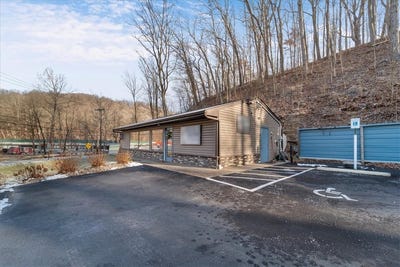 /international/us/1290-brodhead-rd-coraopolis-pa-110104582924/
