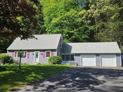 /international/us/325-pako-avenue-keene-nh-110108547925/