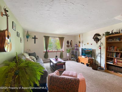 /international/us/680-water-street-meeker-co-110099968521/