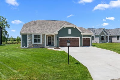 /international/us/w251n2399-valleyview-cir-pewaukee-wi-110110349970/