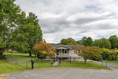 /international/us/132-joan-ann-drive-elizabethton-tn-110110356737/