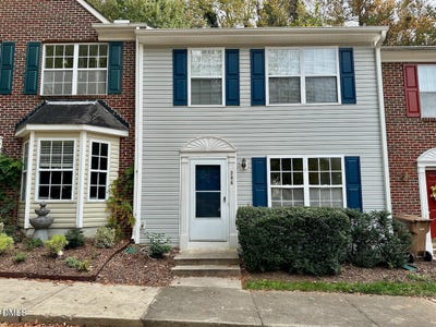 /international/us/306-black-bird-court-cary-nc-110107665984/