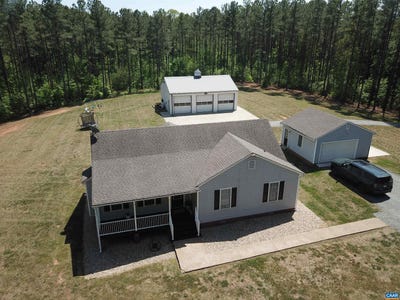 /international/us/1121-hardware-rd-scottsville-va-110107909979/
