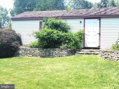 /international/us/141-greshville-boyertown-pa-110100553132/