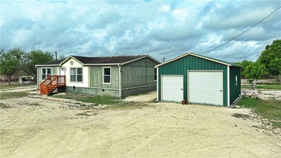 /international/us/1312-antonia-street-sinton-tx-110107310722/