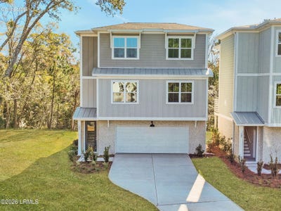 /international/us/126-heartleaf-road-hilton-head-island-sc-110105085992/