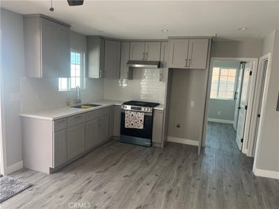 /international/us/10840-van-ruiten-street-norwalk-ca-110109055009/