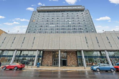 /international/us/7234-w-north-avenue-elmwood-park-il-110108888738/