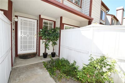 /international/us/730-255th-street-harbor-city-ca-110108149515/