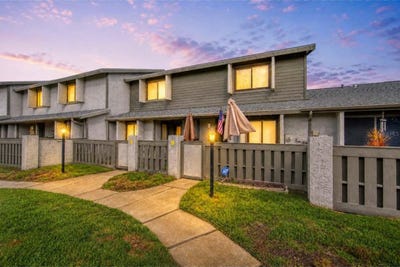/international/us/210-lemon-tree-lane-ormond-beach-fl-110108126901/