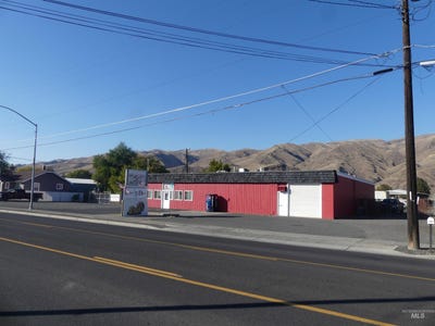 /international/us/1324-1350-bridge-st-clarkston-wa-110103018677/