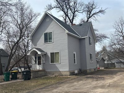 /international/us/420-8th-street-sw-willmar-mn-110107656525/