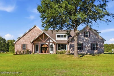 /international/us/697-little-big-mound-road-bentonia-ms-110120516153/