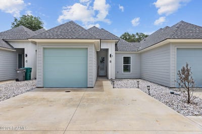 /international/us/300-avenue-b-broussard-la-110120745244/
