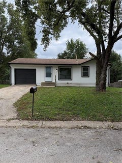 /international/us/18813-powahatan-court-w-independence-mo-110120745073/