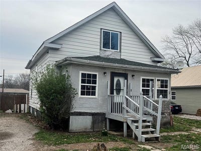 /international/us/709-1st-street-gillespie-il-110107008087/