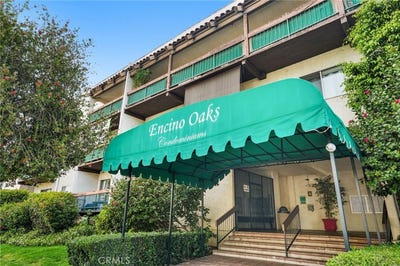 /international/us/5460-white-oak-avenue-encino-ca-110108641477/