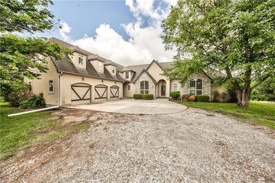 /international/us/17620-millwood-road-leavenworth-ks-110109335801/