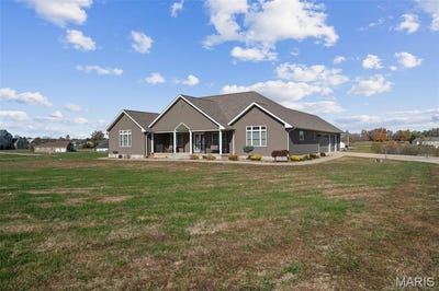 /international/us/1006-stone-creek-road-farmington-mo-110103501658/