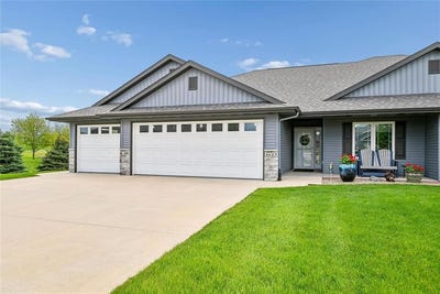 /international/us/3615-bluebird-drive-sw-cedar-rapids-ia-110107823669/