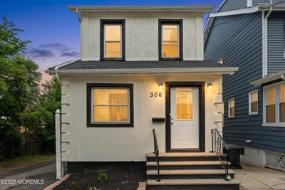 /international/us/306-308-smith-street-newark-nj-110108149906/