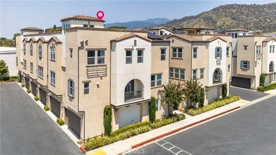 /international/us/623-w-foothill-glendora-ca-110108696315/