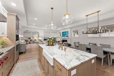 /international/us/10235-57th-avenue-n-plymouth-mn-110120660150/