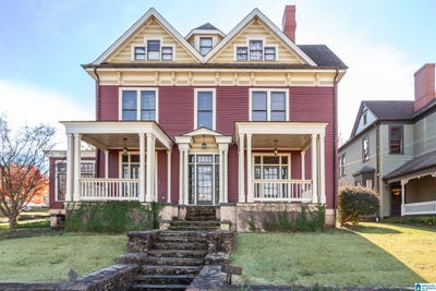 /international/us/326-e-7th-street-anniston-al-110104197622/