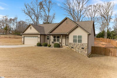 /international/us/101-stockton-lane-moore-sc-110104925982/