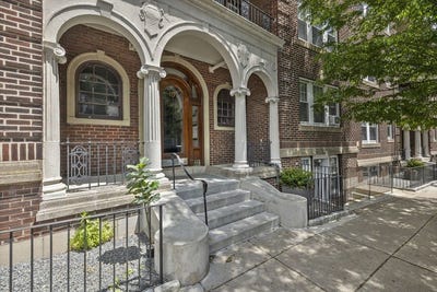 /international/us/10-melvin-ave-boston-ma-110108502158/