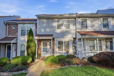 /international/us/303-leedom-way-newtown-pa-110120719350/