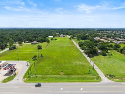 /international/us/117-brumley-road-krugerville-tx-110101361893/