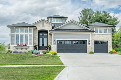 /international/us/2315-14th-street-sw-altoona-ia-110107884297/