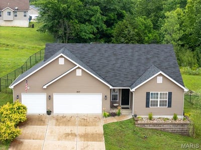 /international/us/1617-st-charles-drive-hillsboro-mo-110100350987/