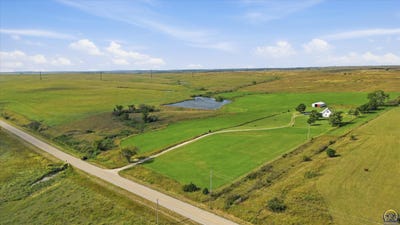 /international/us/27956-keene-eskridge-rd-maple-hill-ks-110110317464/