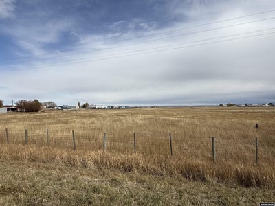 /international/us/n-highway-414-lyman-wy-110103107083/