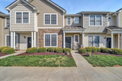 /international/us/100-sprouse-ln-lynchburg-va-110106932249/