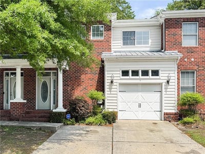 /international/us/1004-christiana-circle-portsmouth-va-110099046435/