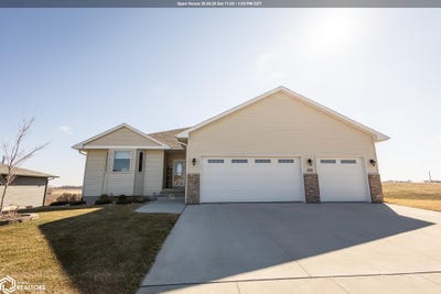 /international/us/112-coventry-court-clear-lake-ia-110106919638/