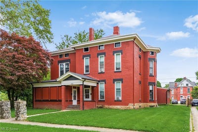 /international/us/320-woodlawn-avenue-zanesville-oh-110107993222/