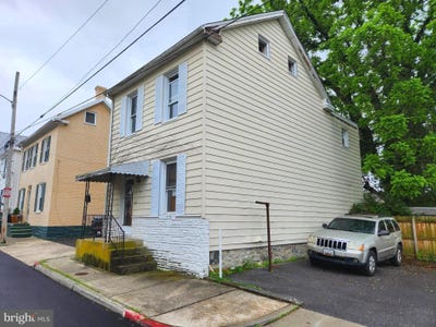 /international/us/109-john-street-hagerstown-md-110108573577/