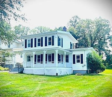 /international/us/147-s-plank-road-newburgh-ny-110101147637/