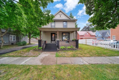 /international/us/121-dallas-street-adrian-mi-110108880877/