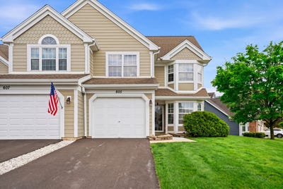 /international/us/605-kingsbridge-drive-carol-stream-il-110107880647/