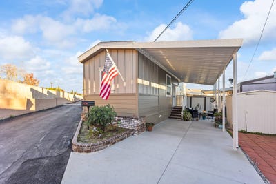 /international/us/1020-bradbourne-ave-duarte-ca-110108337520/