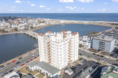 /international/us/400-deal-lake-drive-asbury-park-nj-110101180166/