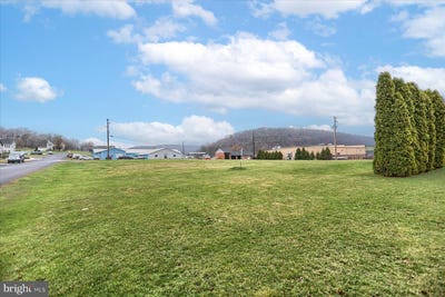 /international/us/00-rome-court-mount-pleasant-mills-pa-110098567060/
