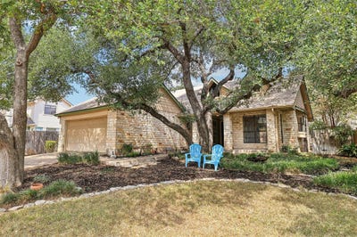 /international/us/8302-racine-trl-austin-tx-110120018139/